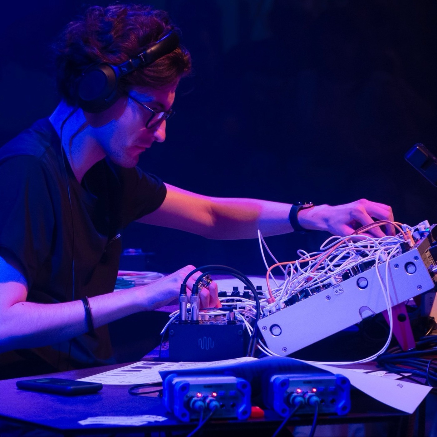 Vlady Yakovenko performing at perAspera festival in Bologna